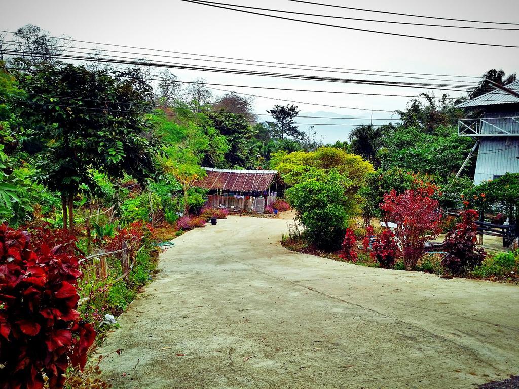 Baan Pai Likit Hotel Exterior photo